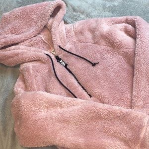 VS pink half zip teddy